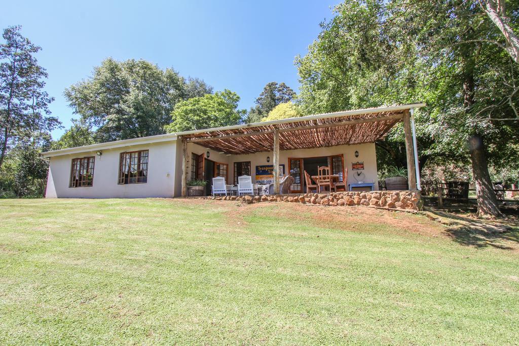 Lavender Trout Guest Farm Villa Nottingham Road Exterior photo